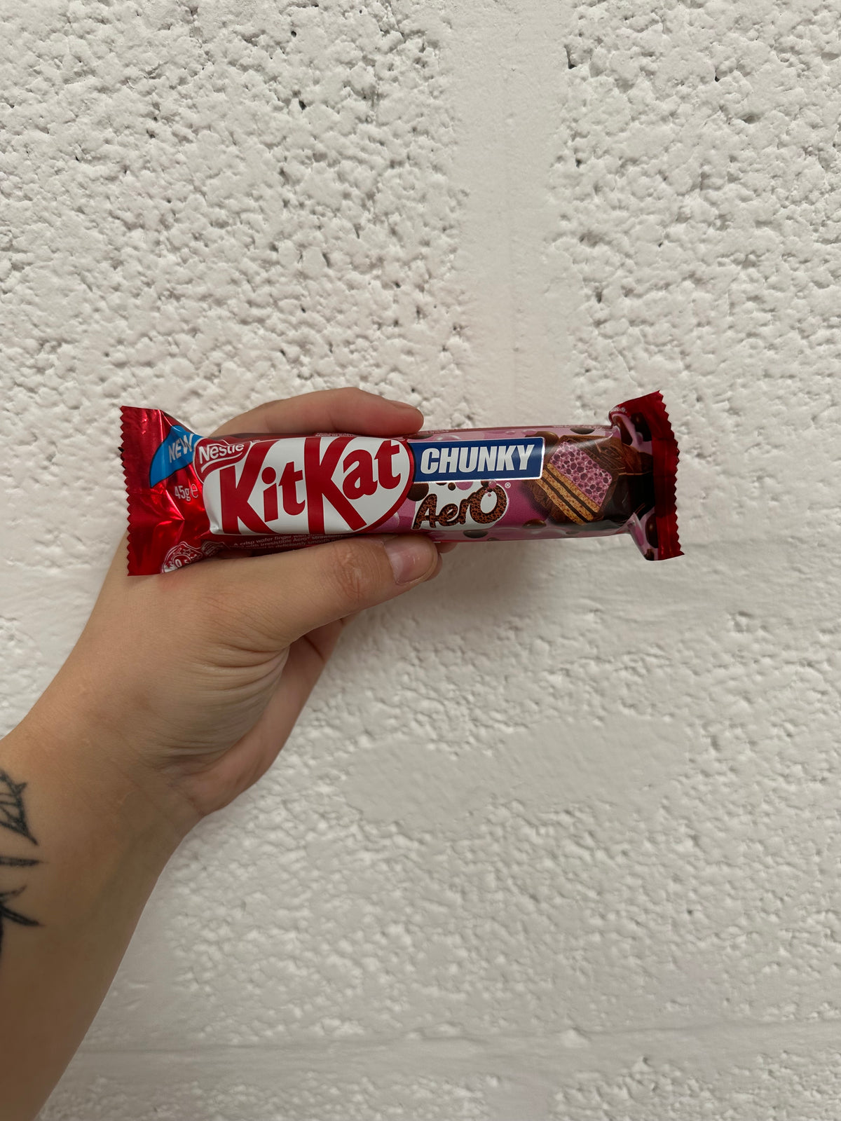KitKat Chunky Aero Strawberry (Australia)