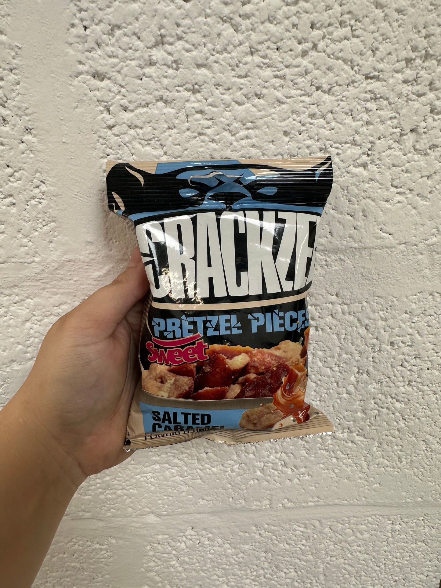 Crackzel Pretzel Pieces - Salted Caramel (TURKEY)