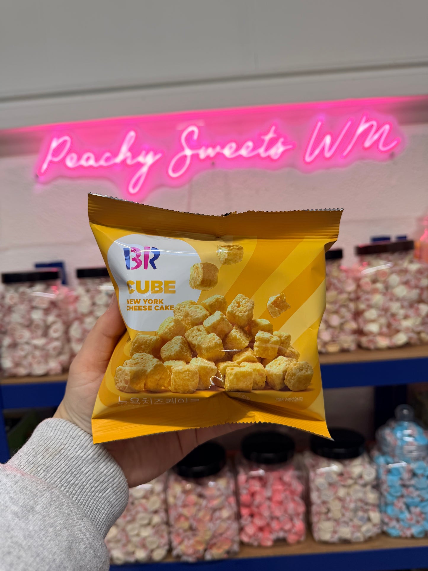 Baskin Robbins New York Cheesecake Cubes (KOREA)