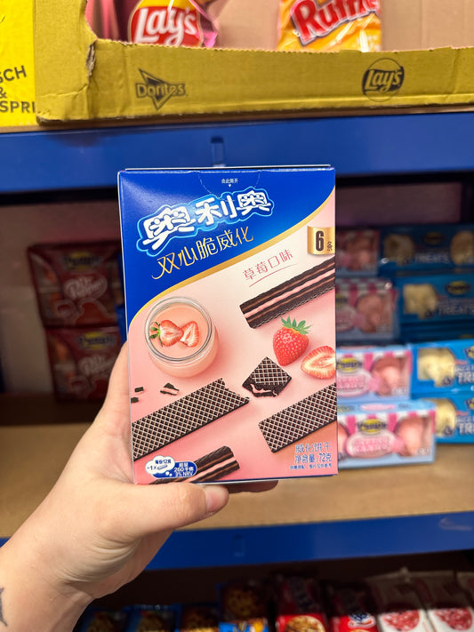 Oreo Wafers Strawberry Flavour - Chinese