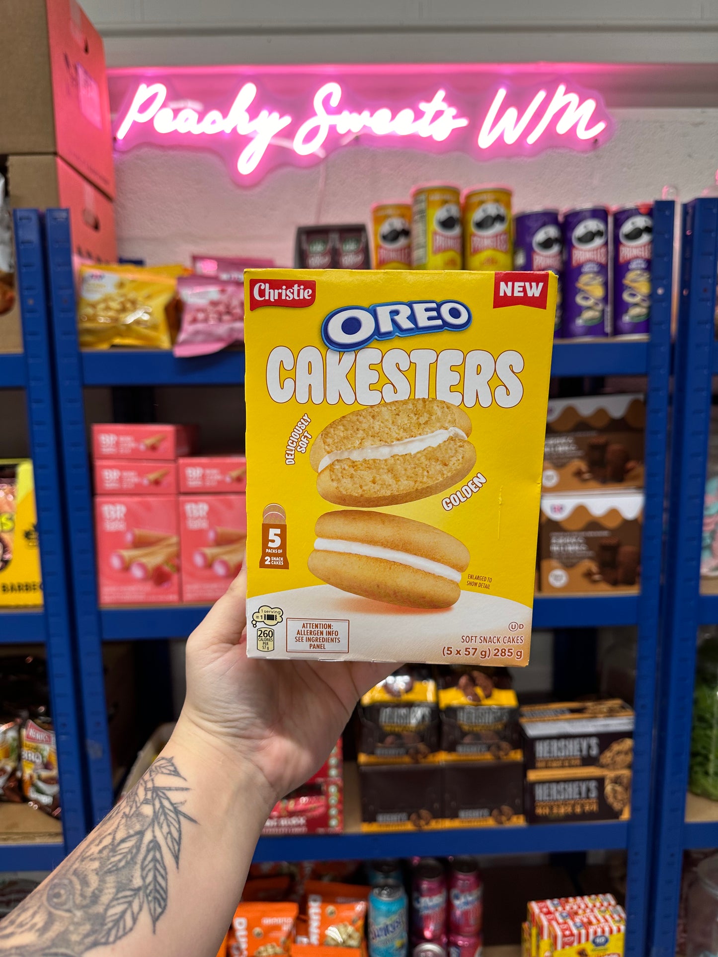Christie Golden Oreo Cakesters 285g (Canadian)
